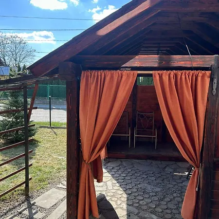 Apartman Z Ogrodem Przyjazny Zwierzetom Újszandec